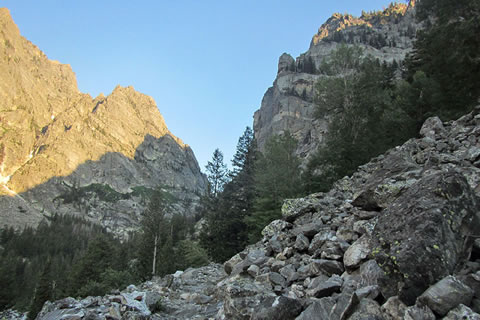 The trail crosses many rocky sections through the canyon