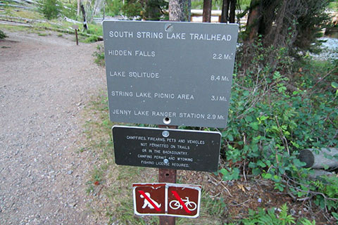 Mileage Sign near Jenny Lake Trail