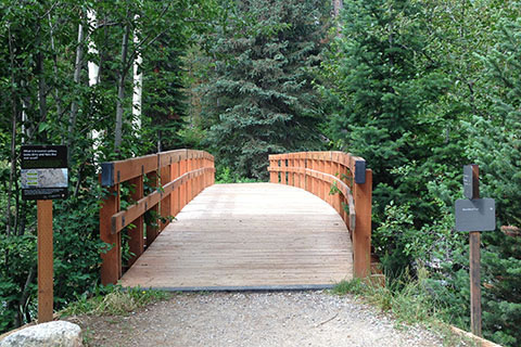 Bridge crossing Lake Creek